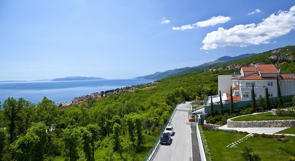 Hotel Laurus - Liburnia Opatija Dış mekan fotoğraf